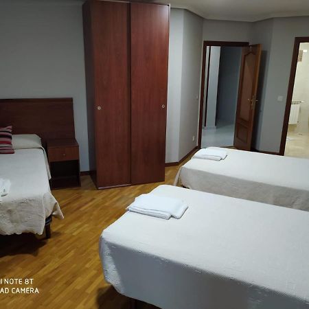 Hostal Cerecedo León Eksteriør billede
