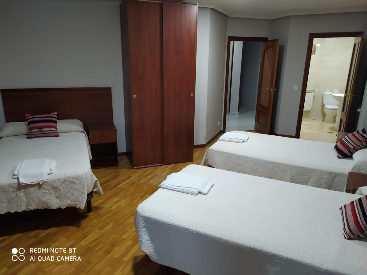 Hostal Cerecedo León Eksteriør billede