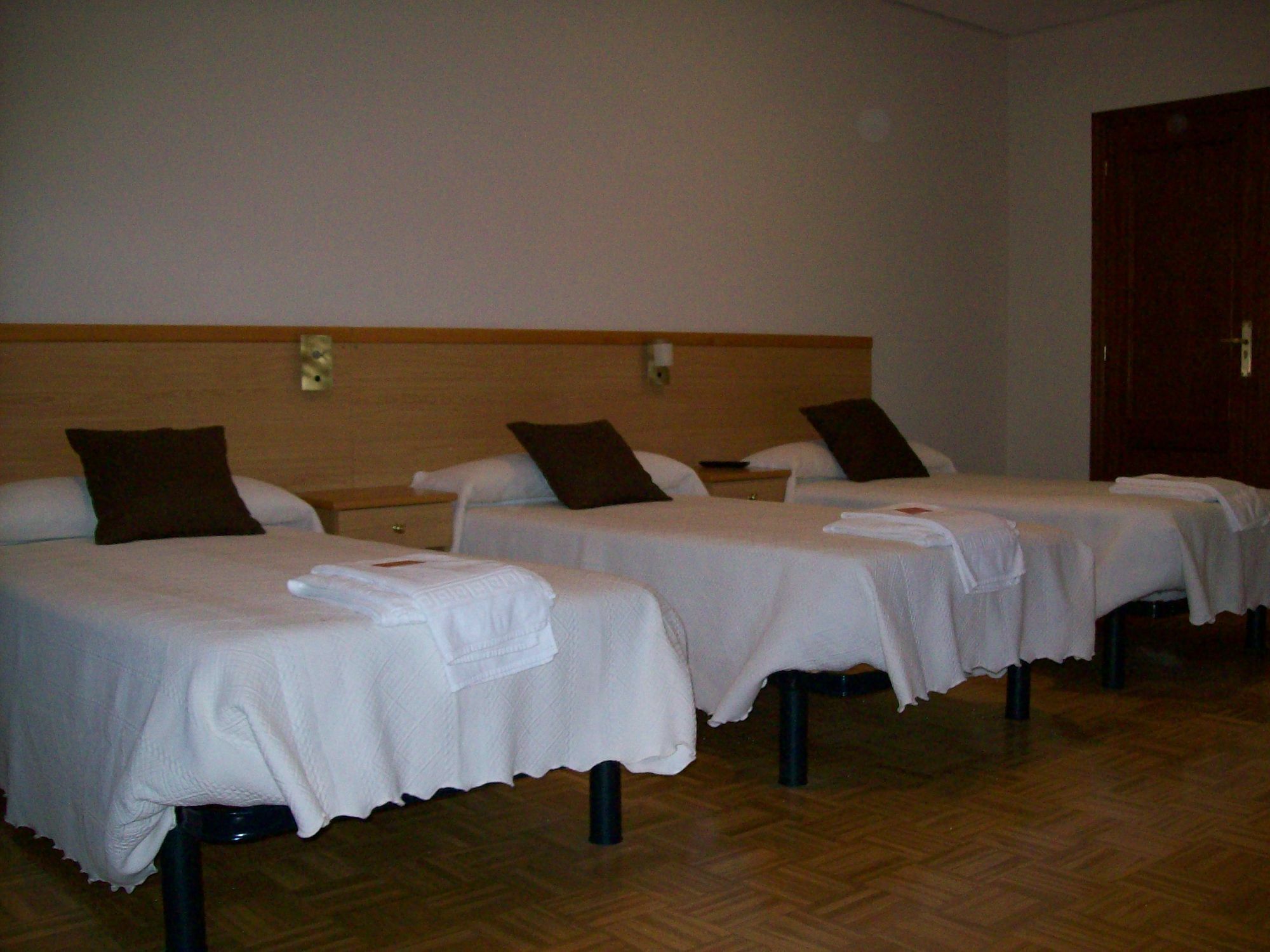 Hostal Cerecedo León Eksteriør billede